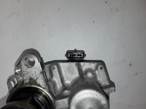  EGR valve 