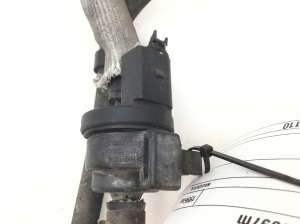 Volkswagen Golf III (1991–1997) Magnetventil 051133459 - 2