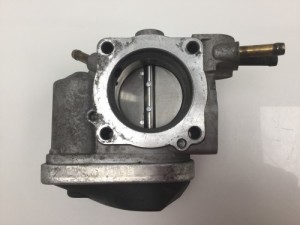 Volkswagen Passat B5 (1997–2005) Drosselklappe 06B133062L - 2