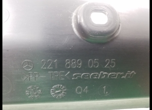 Mercedes Benz S-Class 221 (2005–2013) Esiporitiiva muu osa A2218890525 - 2