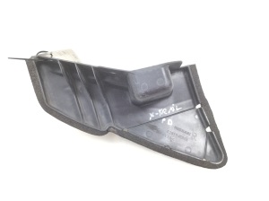 NISSAN X-Trail T30 (2001–2007) Luftleitblech für den Kühler 62810JG80A - 3