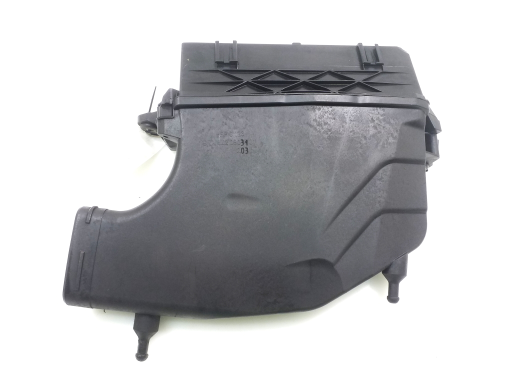 Mercedes Benz E-Class W207 (2009–2017) Luftfiltergehäuse A6420903101 Mercedes Benz E-Class W207 (2009–2017) Luftfiltergehäuse A6420903101