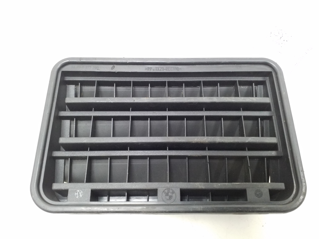 BMW X5 E53 (1999–2006) Sonstiges Teil der hinteren Stoßstange 8377280 BMW X5 E53 (1999–2006) Sonstiges Teil der hinteren Stoßstange 8377280
