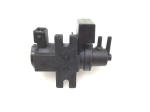 BMW 3 SERIES E90 (2004–2013) Solenoid 7796634 - 2