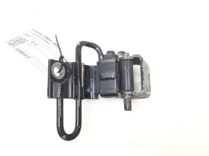 Volkswagen Touareg I (2002–2010) Rear side door lower hinge 7L0833412 - 2